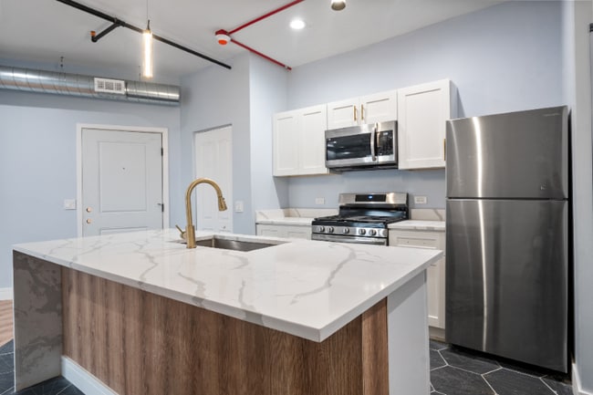 9865 W Roosevelt Rd-Unit -203 in Westchester, IL - Building Photo - Building Photo