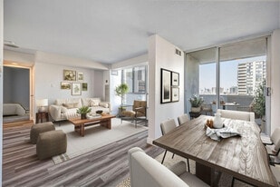 Altair in Toronto, ON - Building Photo