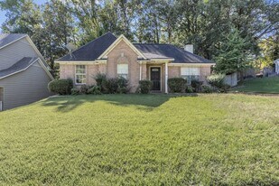 5383 Twin Valley Ln in Memphis, TN - Building Photo