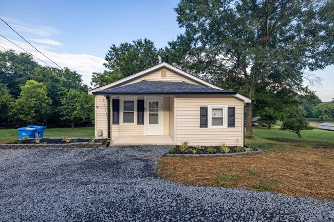 property at 1488 Hilltop St