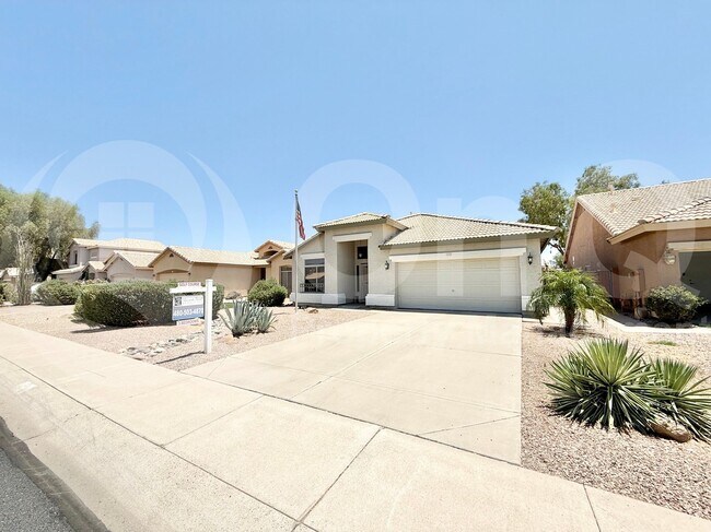 1523 E Black Diamond Dr