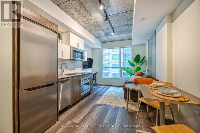 256-1256 Rideau St in Ottawa, ON - Building Photo - Building Photo