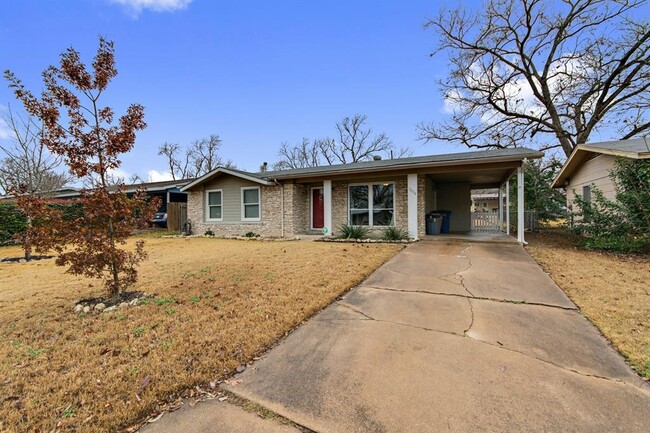 7604 Meadowview Ln in Austin, TX - Building Photo - Building Photo