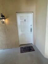 9125 Sand Shot Way in Port St. Lucie, FL - Building Photo