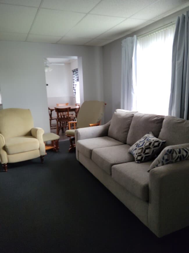 502 N 8th Ave, Unit 1st Floor in Altoona, PA - Building Photo - Building Photo