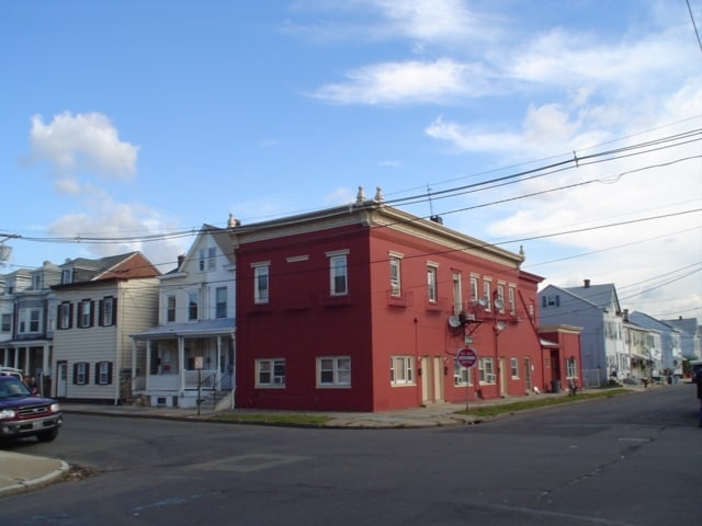 728 Anderson St in Trenton, NJ - Foto de edificio