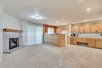7755 S Briarsprings Dr in Midvale, UT - Foto de edificio - Building Photo