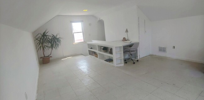 property at 4319 Gray St