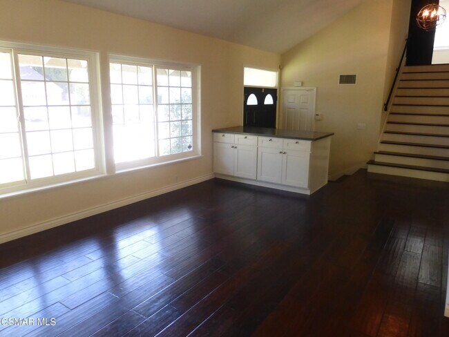 1930 Laurel Wood Ct in Thousand Oaks, CA - Building Photo - Building Photo