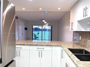 5903 W 28th Ave in Hialeah, FL - Building Photo - Building Photo