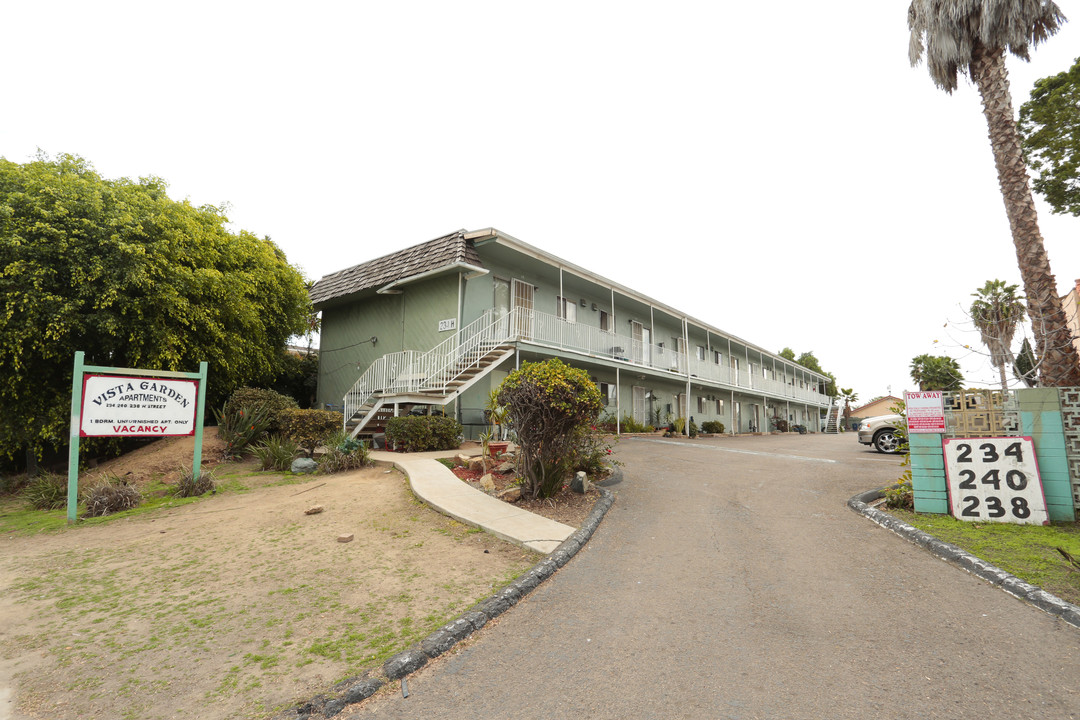 Vista Garden Apartments in Chula Vista, CA - Foto de edificio