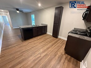 875 Jane Dr in Jacksonville, AR - Building Photo - Building Photo