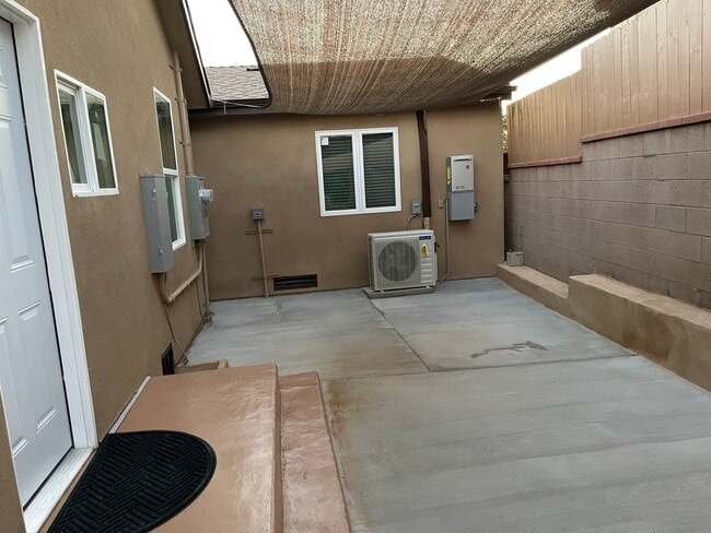 918 Centinela Ave, Unit 918 Centinela in Inglewood, CA - Foto de edificio - Building Photo