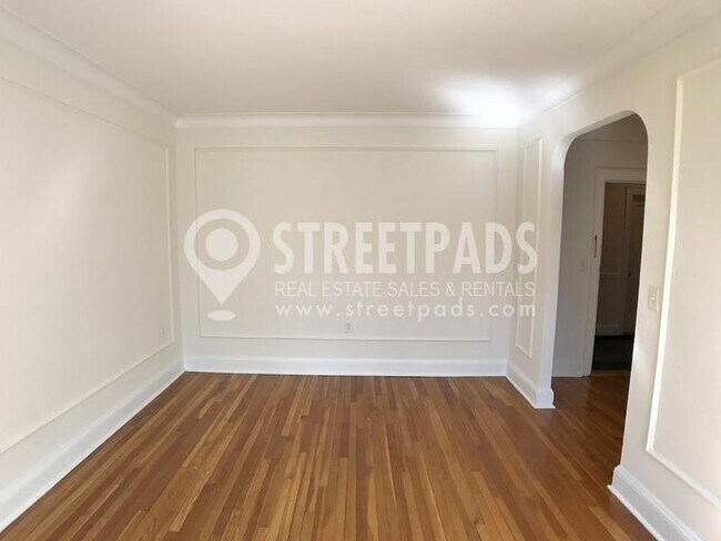 100 Kilsyth Rd in Boston, MA - Building Photo - Building Photo
