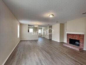 4217 Meadowknoll Dr in Fort Worth, TX - Building Photo - Building Photo