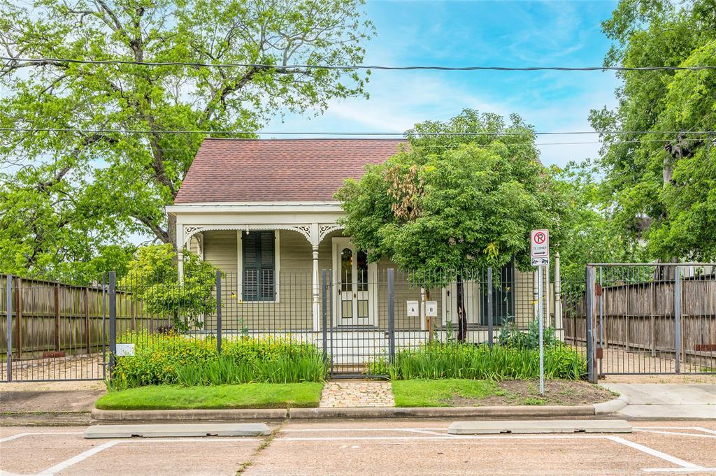 2017 Elysian St Photo