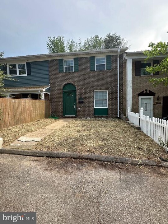 46837 Flower Dr in Lexington Park, MD - Building Photo