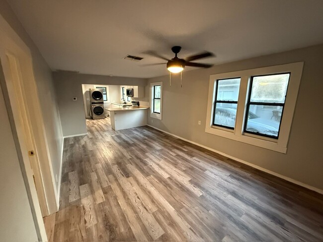 3012 E Jefferson St in Orlando, FL - Building Photo - Building Photo