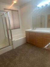 28105 Canyon Crest Dr in Santa Clarita, CA - Building Photo - Building Photo