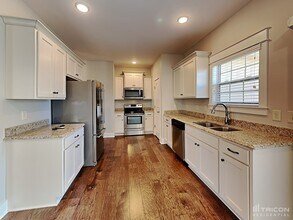1047 Harper Dean Wy in Gallatin, TN - Building Photo - Building Photo