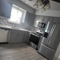 801 Portland St in Chesapeake, VA - Building Photo