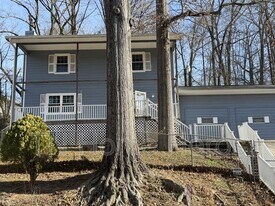 1911 Laurans Ave in Knoxville, TN - Building Photo