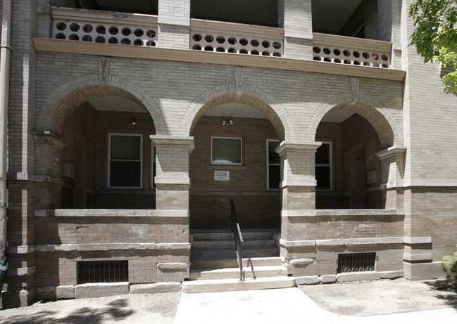 Hilltop Apartments in Denver, CO - Foto de edificio - Building Photo