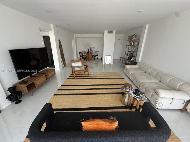 property at 9381 E Bay Harbor Dr