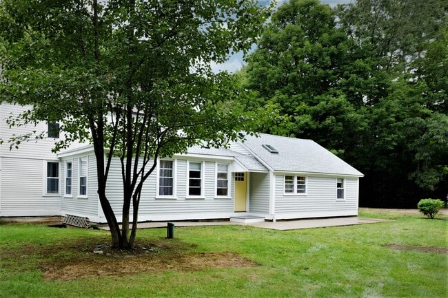 227 Gurleyville Rd, Unit A