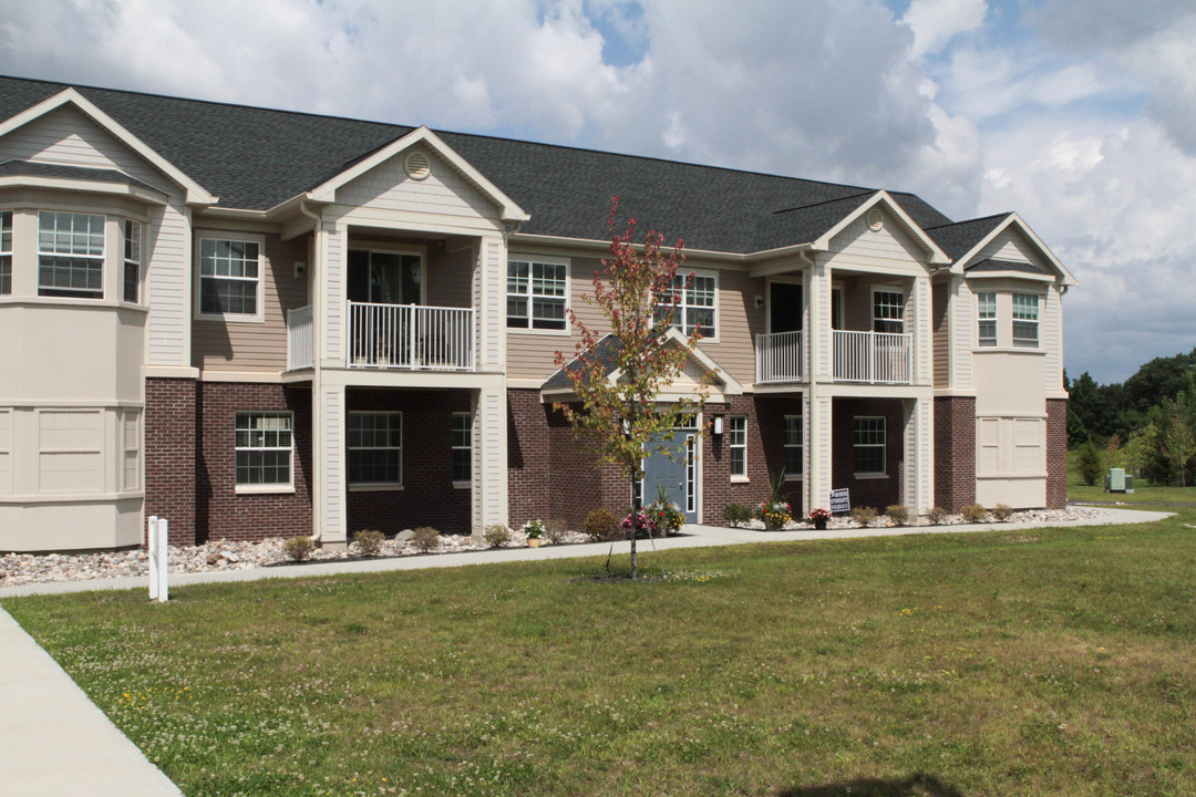 Stonegate Apartments in Rensselaer, NY - Building Photo