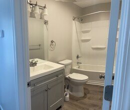 6455 Oak Shr Dr in Panama City, FL - Building Photo - Building Photo