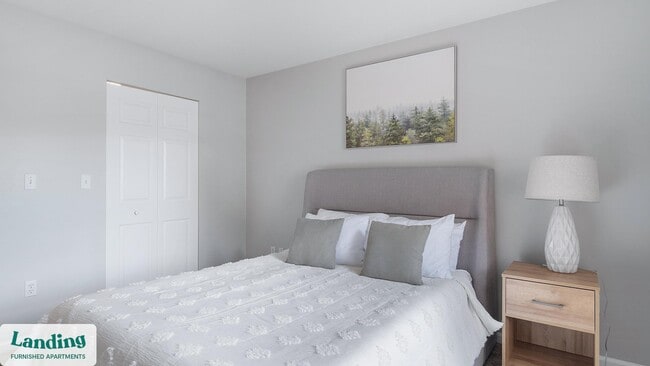 50 Canterfield Pkwy W