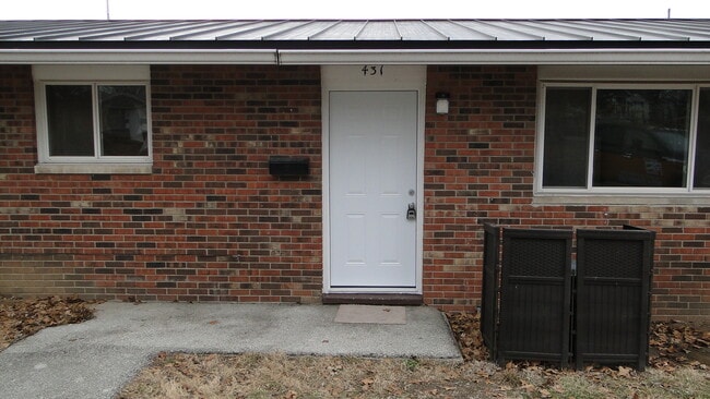 433 N Old St Louis Rd, Unit 433