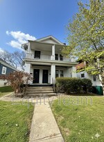 3905 Isabella Ave in Cincinnati, OH - Building Photo