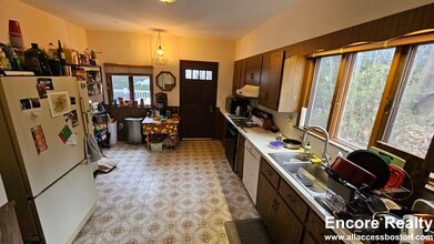 1 Woodstock Ave, Unit 1 in Boston, MA - Building Photo - Building Photo