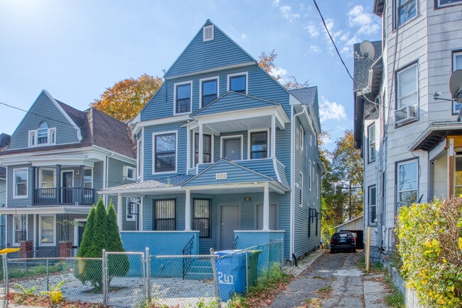 247 Willow St