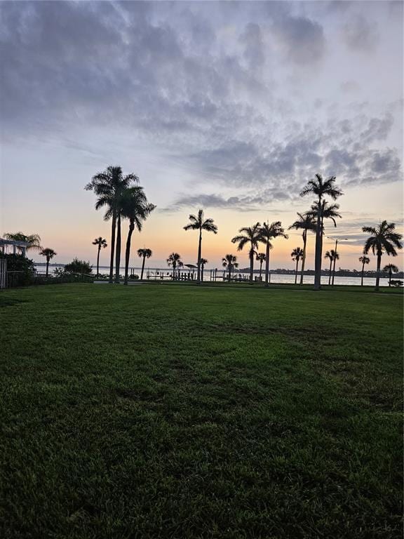 property at 315 Crescent Ct E