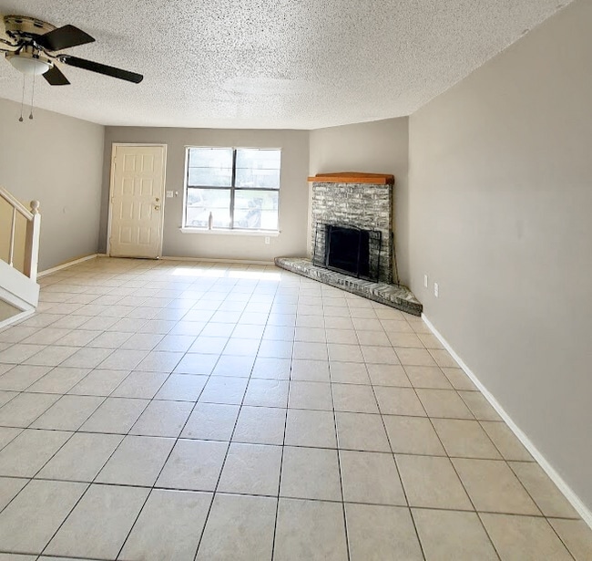 property at 729 Beverly Ln