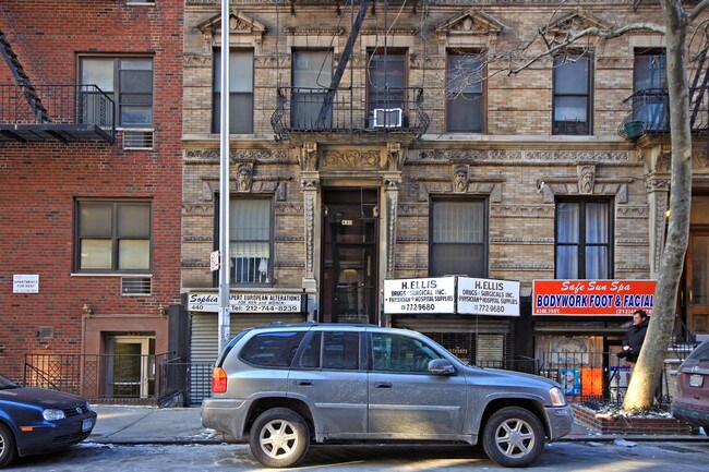 440 E 75th St in New York, NY - Building Photo - Building Photo