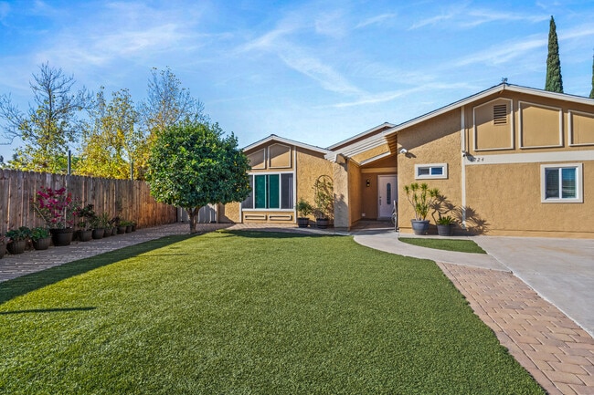 property at 8724 Summercrest Ln