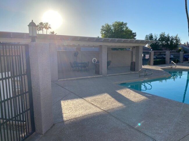property at 1976 N Lemon Tree Ln