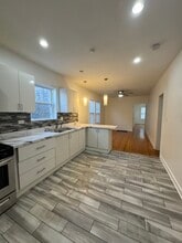 1713 N Central Ave, Unit 1 in Chicago, IL - Building Photo - Building Photo