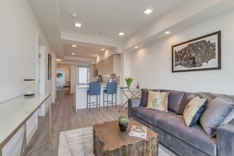 B22 in Bayonne, NJ - Building Photo - Building Photo