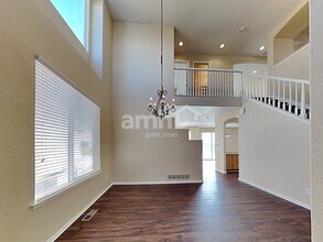 17630 E 104th Pl in Commerce City, CO - Building Photo - Building Photo