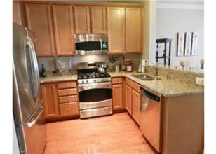 42519 Highgate Ter, Unit Highgate in Brambleton, VA - Building Photo - Building Photo