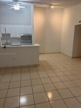 4760 NW 102nd Ave in Doral, FL - Building Photo - Building Photo