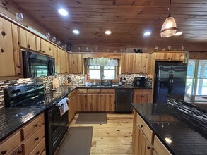 118 Kyles Path in Vilas, NC - Building Photo - Building Photo