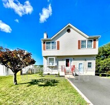 339 Collier Ave in Hamilton Township, NJ - Building Photo