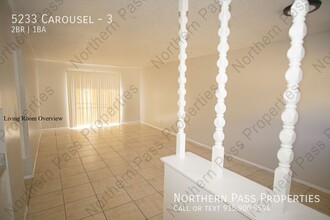 5233 Carousel Dr-Unit -3 in El Paso, TX - Building Photo - Building Photo
