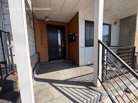 3255 Ridge Ave in Philadelphia, PA - Building Photo